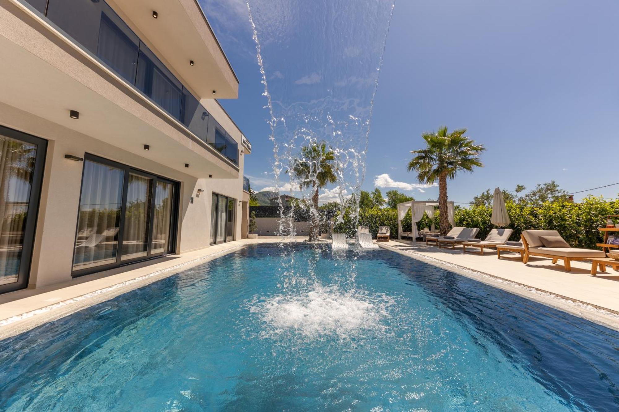 Luxury Villa My Wish With Pool Kaštel Stari Esterno foto