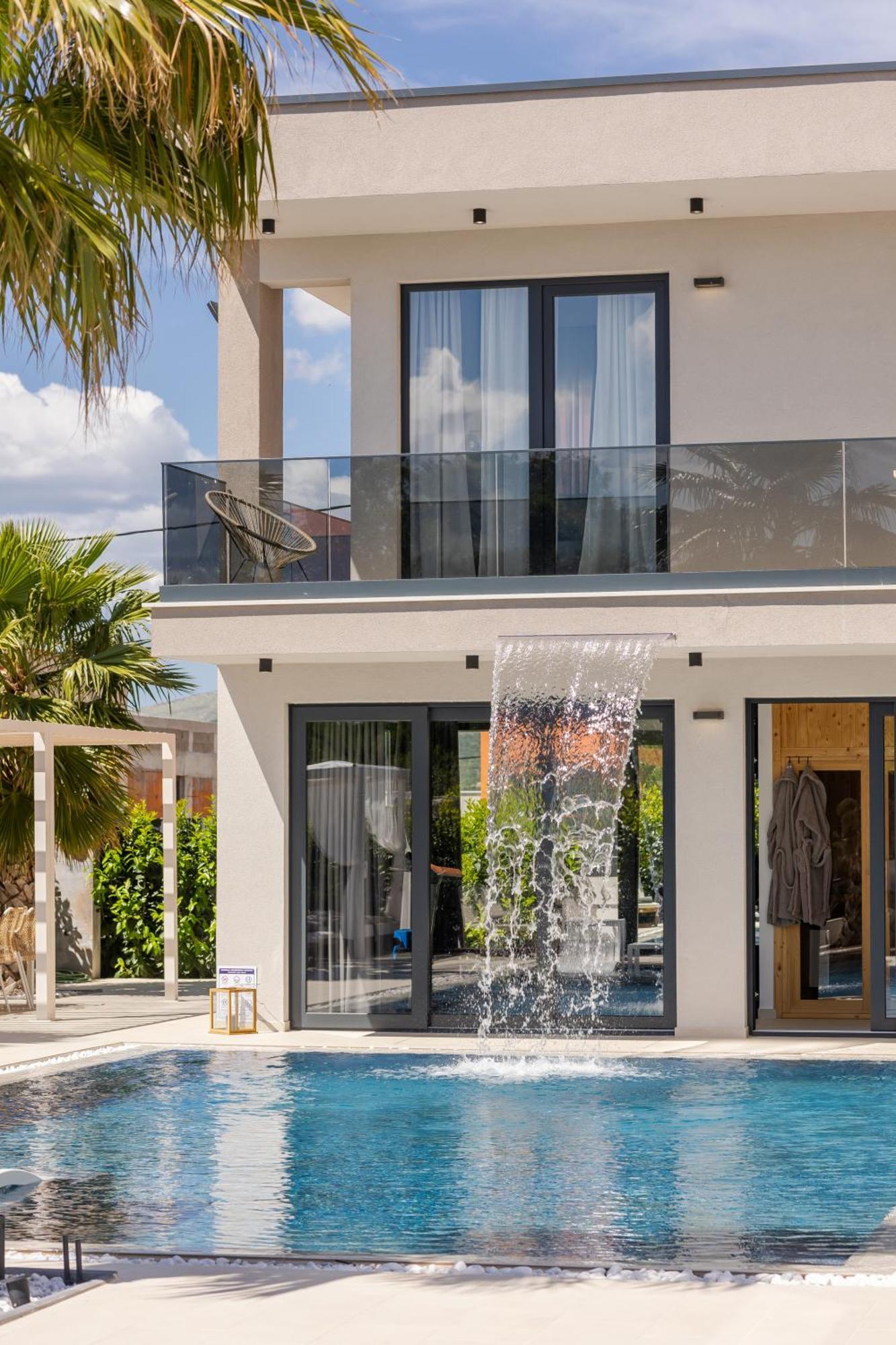 Luxury Villa My Wish With Pool Kaštel Stari Esterno foto